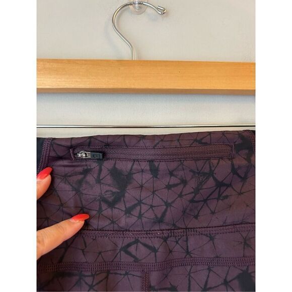 LULULEMON TRAIL BOUND 7/8 TIGHT FULL-ON LUXTREME STAR CRUSHED BLACK CHERRY SZ  6 - Picture 5 of 11